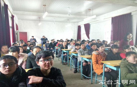 图为讲座现场