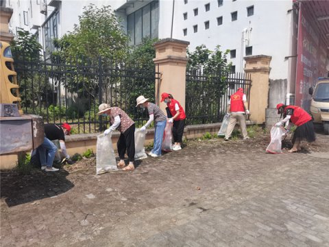 石台县纪委监委深入联系村开展反电信诈骗入户宣传暨清白志愿活动