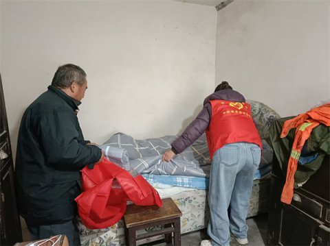 �߶��򣺵�Ⱥͬ���ؼ��� ů�ķ���ů����