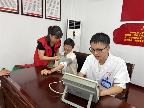 1782779894139517.jpg 义诊(1)_副本.jpg